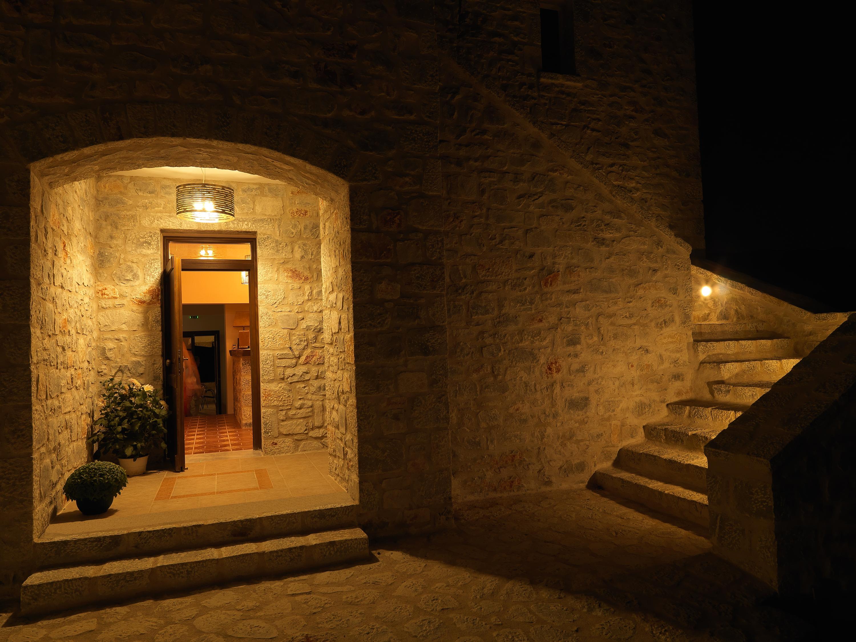 Aparthotel Kamares Villas 3*